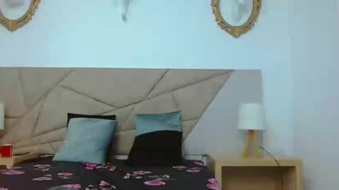 Snapshot of amanda_ramirez chatting on 10.20.25 amanda_ramirez online show from 10.20.25