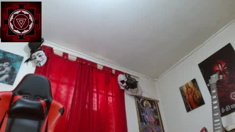 Snapshot of amanda_valeska chatting on 04.18.26 Amanda Valeska online show from 04.18.26