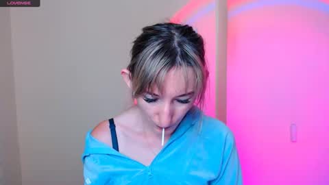 Snapshot of amandasentin chatting on 07.05.26 Amanda online show from 07.05.26
