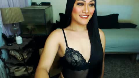 Snapshot of amandawildsexxx chatting on 10.07.25 Suzie online show from 10.07.25