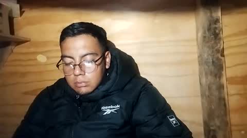 Snapshot of amante699 chatting on 02.21.25 Adicto al sexo online show from 02.21.25