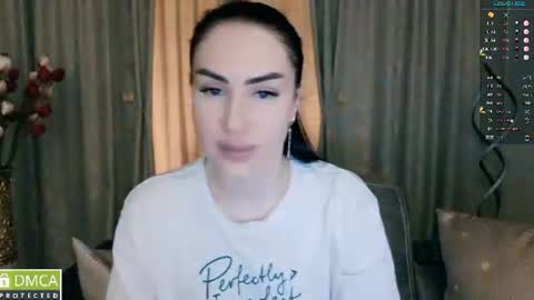 Snapshot of amara_campbell chatting on 06.12.26 amara campbell online show from 06.12.26