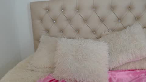 Snapshot of amaranta_f00x chatting on 02.06.25 Amaranta online show from 02.06.25