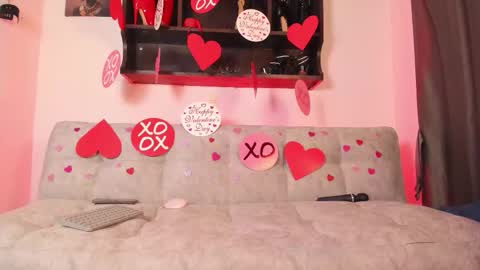 AMARANTA ROU online show from 02.14.26