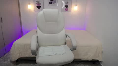 Amarantha online show from 01.30.25