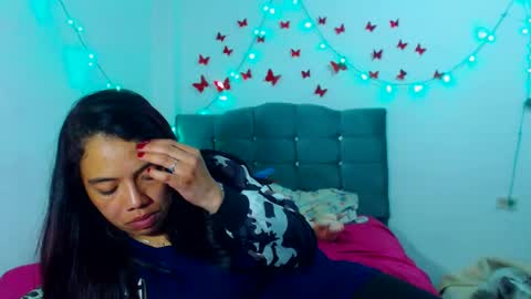 Amara Julia online show from 01.17.25