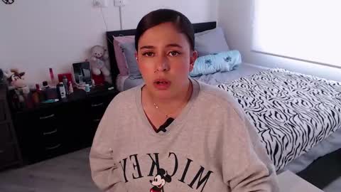 Mila  online show from 02.12.25