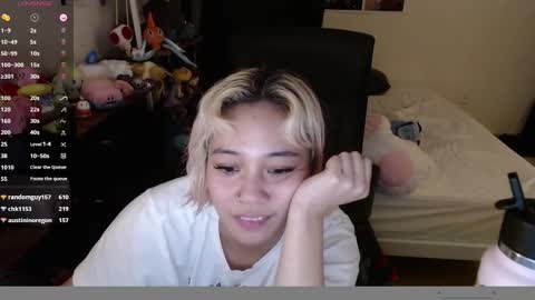 leash online show from 12.26.24