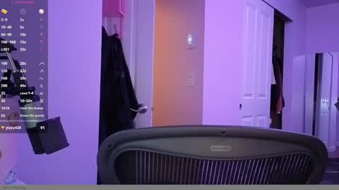 leash online show from 03.12.26