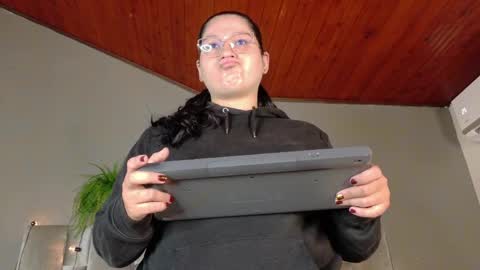 Snapshot of amatistasky__ chatting on 04.29.26 AMATISTA online show from 04.29.26