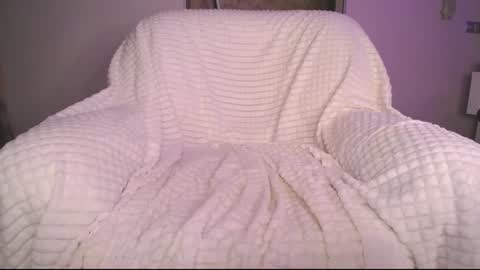 Snapshot of amazing_agness chatting on 01.10.25 amazing_agness online show from 01.10.25