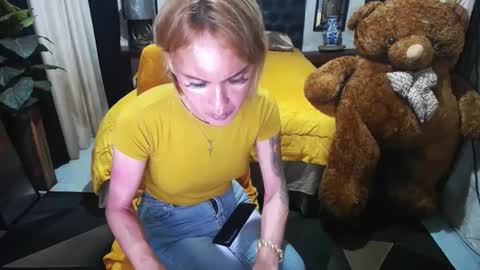 Snapshot of amazingbombshellx chatting on 01.12.25 kendra online show from 01.12.25