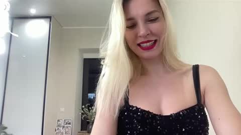 Kelly online show from 12.08.24