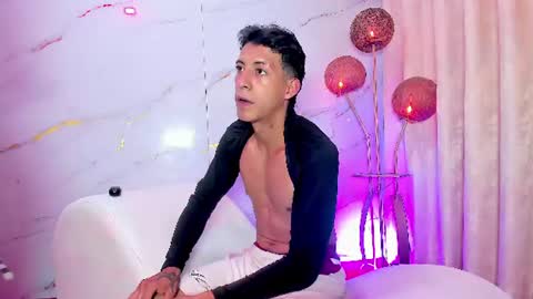 HORNY SOFIA - GOOD GIRL LOOKING TO EXPERIENCE ALL KINDS OF SHOW online show from 06.27.26