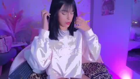 Snapshot of ambar_lanie chatting on 06.22.26 Ambar online show from 06.22.26