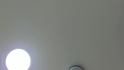 ambarevans_ online show from 09.22.25