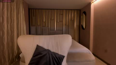 Ambar  online show from 04.13.26