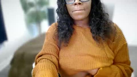 Amoya online show from 10.31.25