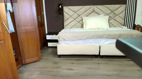 Ambar Ross online show from 12.27.24