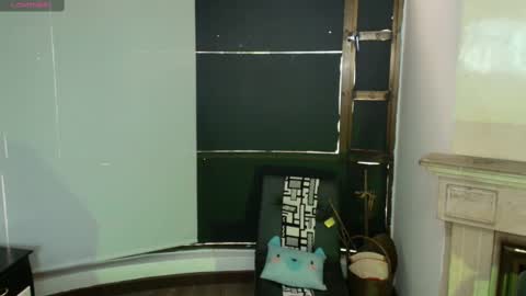 Ambar Ross online show from 03.08.25