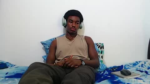 Snapshot of ambartxsex chatting on 04.27.26 ambartxsex online show from 04.27.26