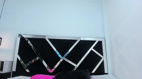   online show from 01.31.25