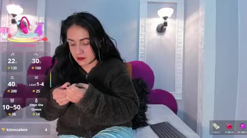   online show from 03.12.25