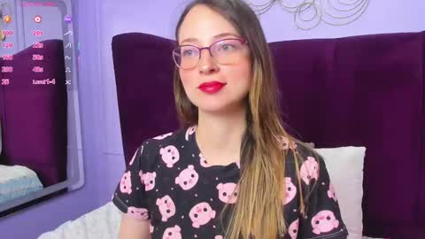 Snapshot of ambeerrwood_ chatting on 03.02.25 . Amber Wood . online show from 03.02.25