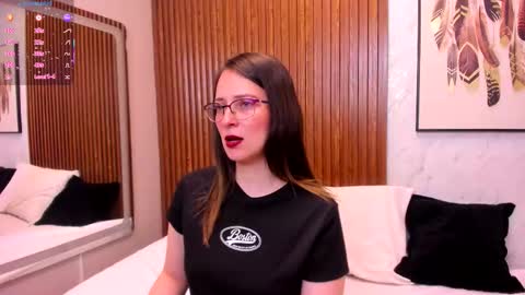 .  Amber Wood  . online show from 01.08.26