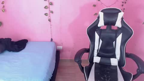 ambel_rose online show from 02.22.25