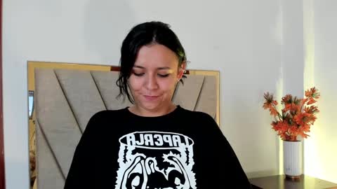 Amber Davis online show from 12.21.24