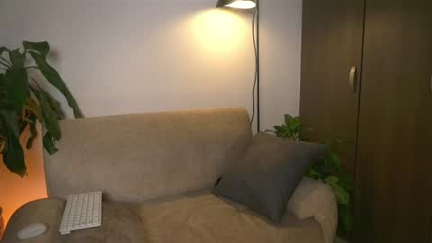 Amber Davis online show from 03.04.25