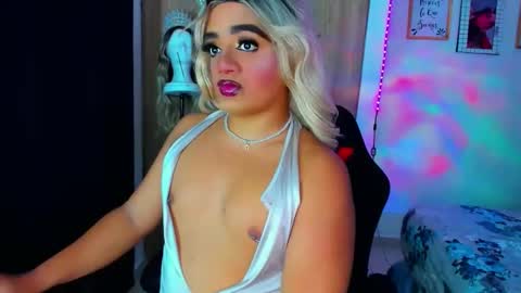 Amber sofia  pitter online show from 05.15.26