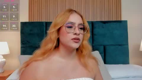 Snapshot of amber_kiss_ chatting on 06.13.26 Emily online show from 06.13.26