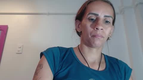 Snapshot of amber_moore chatting on 10.23.25 Amber Moore online show from 10.23.25