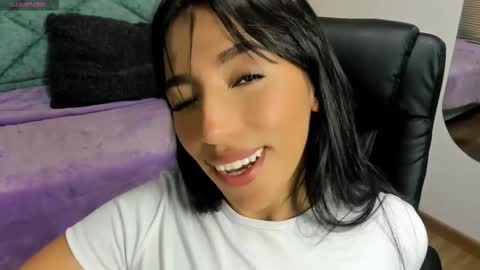 Snapshot of amber_morgan1 chatting on 12.18.25 Amber online show from 12.18.25