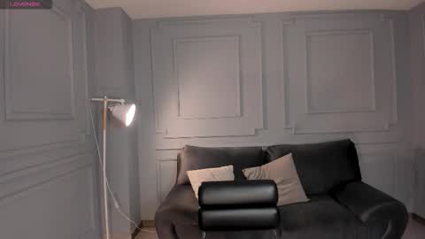 Amber Fox online show from 12.05.25