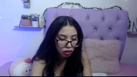 Amber Jeong online show from 02.05.25