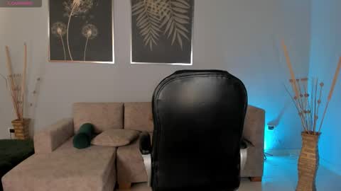 Amber  online show from 10.21.25