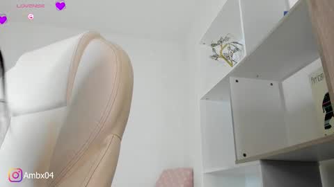 Amber online show from 10.23.25