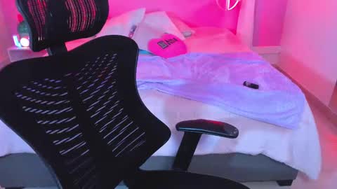 Amber online show from 12.14.24