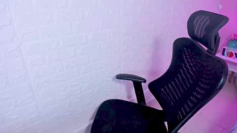 Amber online show from 12.18.24