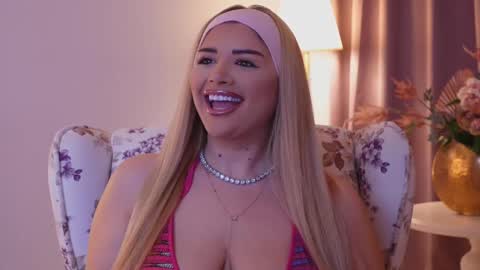 Amberseyes online show from 02.18.25