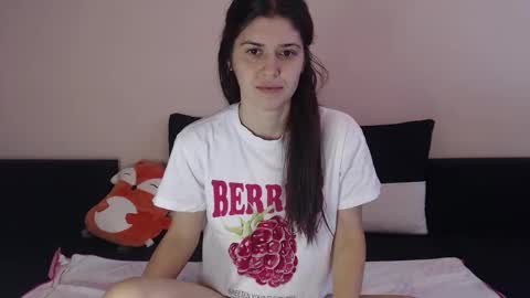 Snapshot of ambersweetiee chatting on 10.13.25 Amber online show from 10.13.25