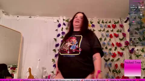 Snapshot of amberxoxhoney chatting on 10.10.25 Amber Honey online show from 10.10.25