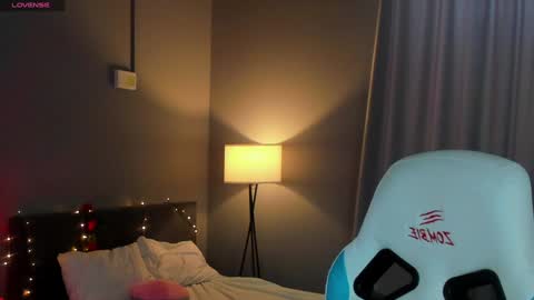 Ameli Lorans online show from 02.04.25