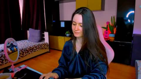 Snapshot of ameli_moon chatting on 05.30.26 Eileen online show from 05.30.26