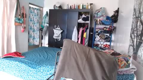 amelia  online show from 03.08.25