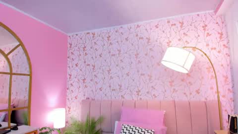 Amelia Adams online show from 02.23.25