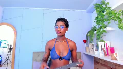 Amelia Adams online show from 06.26.26